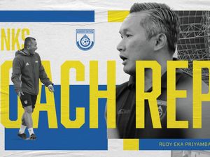 Pelatih Rudy Eka Mundur Usai Gresik United Kalah 1-2 dari Deltras FC Pelatih Rudy Eka Mundur Usai Gresik United Kalah 1-2 dari Deltras FC