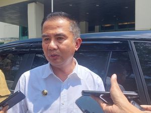 Bey Minta Polisi-Dishub Awasi Operasional Truk Tambang di Parungpanjang Bey Minta Polisi-Dishub Awasi Operasional Truk Tambang di Parungpanjang