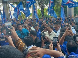 AHY dan SBY Sambut Prabowo di Madiun, Kader PD Teriak Menang 1 Putaran