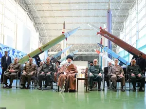 Iran Pamer Rudal Hipersonik Baru yang Bisa Ancam Israel