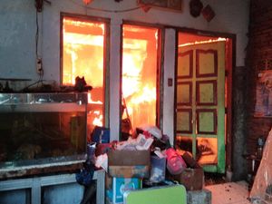 Rumah di Plombokan Semarang Terbakar, Diduga gegara Korsleting