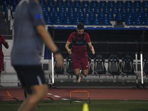 Timnas Indonesia Adaptasi Lapangan Sintetis Kandang Filipina