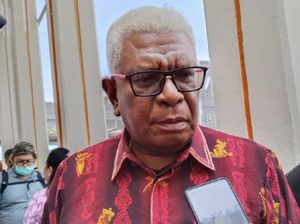Johannes Rettob Kembali Jadi Wabup Mimika Usai Divonis Bebas di Kasus Korupsi Johannes Rettob Kembali Jadi Wabup Mimika Usai Divonis Bebas di Kasus Korupsi