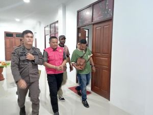 Sekretaris DPMK Kaimana Jadi Tersangka Korupsi Dana APBK Rp 5 M Sekretaris DPMK Kaimana Jadi Tersangka Korupsi Dana APBK Rp 5 M