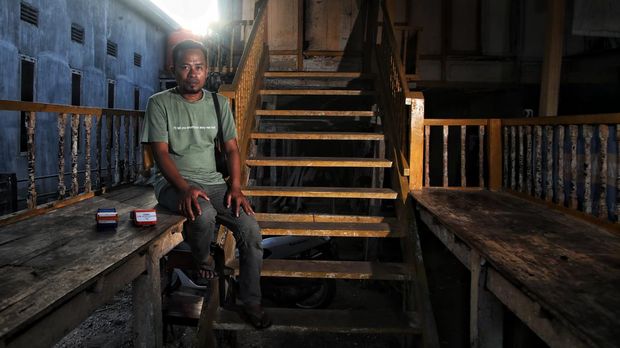 Asdar Warga Desa Tritiro