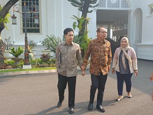 Anggota Wantimpres Djan Faridz Temui Jokowi di Istana, Bahas Apa?