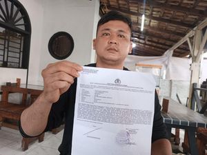 Pengakuan Fakhruddin yang Dikeroyok Personel Satpol PP di Medan Pengakuan Fakhruddin yang Dikeroyok Personel Satpol PP di Medan