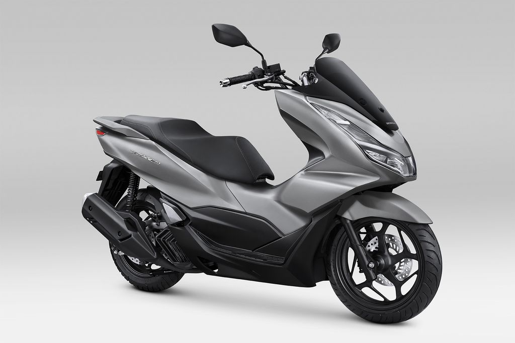 Astra Honda Motor (AHM) meluncurkan warna baru, Marvelous Matte Silver, untuk PCX160 tipe CBS, Selasa (21/11/2023).