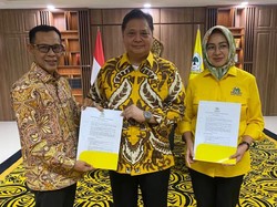 Airlangga Tugaskan Jaro Ade Jadi Calon Bupati Bogor di Pilkada 2024