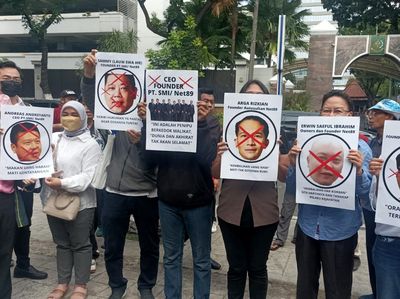 Korban Robot Trading Gelar Aksi Tuntut Keadilan di Kejagung