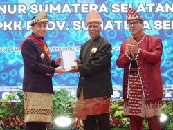 Meraje Emban Adat, Gelar Adat Muara Enim yang Diberikan ke Pj Gubernur Sumsel