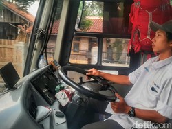 Kala Rofiq Jadi Kaki Antar Penonton Pildun U-17 ke Si Jalak Harupat
