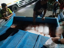 Pemprov NTB Tolak 2 Ton Daging Ayam Ilegal dari Banyuwangi