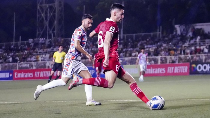 Timnas Indonesia imbang musuh Filipina Pesepak bola Timnas Indonesia berpose sebelum melawan Filipina dalam pertarungan kualifikasi Piala Dunia 2026 Zona Asia putaran kedua di Stadion Rizal Memorial, Manila, Filipina, Selasa (21/11/2023). Indonesia dan Filipina bermain imbang dengan skor selesai 1-1. ANTARA FOTO/HO-PSSI/mrh/rwa.