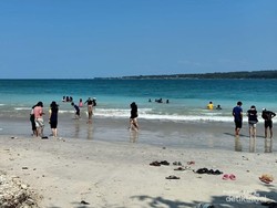 Pantai Ini Bebas Limbah, Alasannya Mencengangkan!