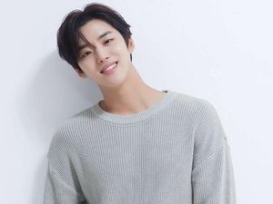 Hongseok PENTAGON Temukan Rumah Baru Usai Hengkang dari Cube Entertainment Hongseok PENTAGON Temukan Rumah Baru Usai Hengkang dari Cube Entertainment