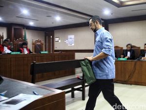 Sidang Tuntutan Eks Kepala Bea Cukai Makassar Digelar Pekan Depan Sidang Tuntutan Eks Kepala Bea Cukai Makassar Digelar Pekan Depan