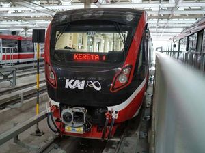 Dari Mana Naik Kereta Bandara Soekarno Hatta? Dari Mana Naik Kereta Bandara Soekarno Hatta?
