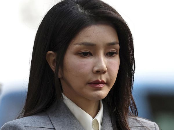 Sosok Eks Ibu Negara Korsel Dipenjara 7 Tahun, Terima Suap Perhiasan Mewah