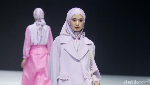 10 Koleksi Buttonscraves x Desainer Malaysia, Busana Pastel Hawaian Vibes