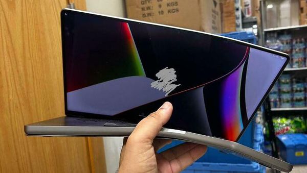 Deretan Foto yang Bikin Tim IT Kantor Menjerit
