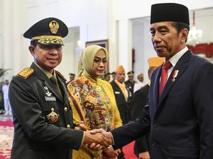 Momen Jokowi Lantik Jenderal Agus Subiyanto Jadi Panglima TNI