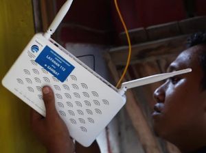 Diskominfotik Kota Pasuruan Pasang Jaringan Internet Gratis di Seluruh RW