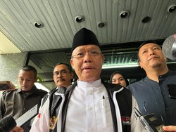 Plt Ketum PPP Bela Ganjar soal Skor 5 Hukum Era Jokowi: Itu Bukan Kritik