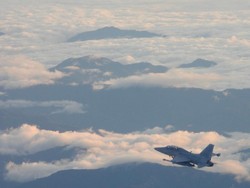 Panas! 21 Pesawat-15 Kapal Militer China Kepung Taiwan