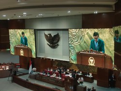 DPR Sahkan RUU Traktat Pelarangan Senjata Nuklir Jadi UU