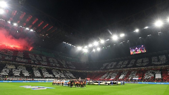 Soccer Football - Champions League - Group F - AC Milan v Paris St Germain - San Siro, Milan, Italy - November 7, 2023 General view as AC Milan fans display banners inside the stadium before the match REUTERS/Daniele Mascolo