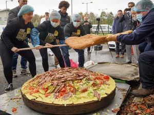 Wouw! 7 Rekor Makanan Jumbo Versi Guinness World Record Bikin Kaget
