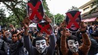 Aksi Mahasiswa Gelar Mimbar Demokrasi Tolak Politik Dinasti