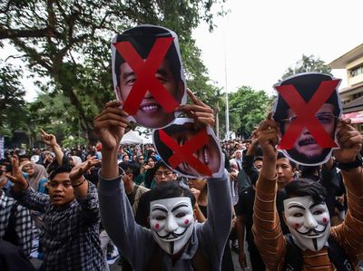 Aksi Mahasiswa Gelar Mimbar Demokrasi Tolak Politik Dinasti