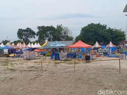 Wahana Pasar Malam di Colomadu Dibongkar Imbas Bianglala Rontok, Ini Kata Camat
