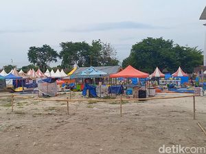Wahana Pasar Malam di Colomadu Dibongkar Imbas Bianglala Rontok, Ini Kata Camat Wahana Pasar Malam di Colomadu Dibongkar Imbas Bianglala Rontok, Ini Kata Camat