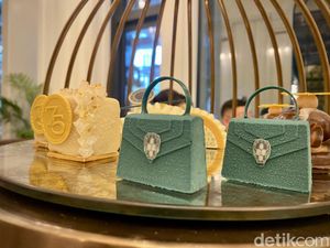 Di Sini Kamu Bisa Ngeteh Cantik, Ada Kue Berbentuk Tas Mungil Bulgari Serpenti