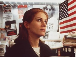 Sinopsis Film Conspiracy Theory, Ketika Teori Konspirasi Menjadi Kenyataan