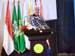 Bukan APBN, Ganjar Ungkap Uang Zakat-Infak Bisa Dipakai untuk Bansos cs Bukan APBN, Ganjar Ungkap Uang Zakat-Infak Bisa Dipakai untuk Bansos cs