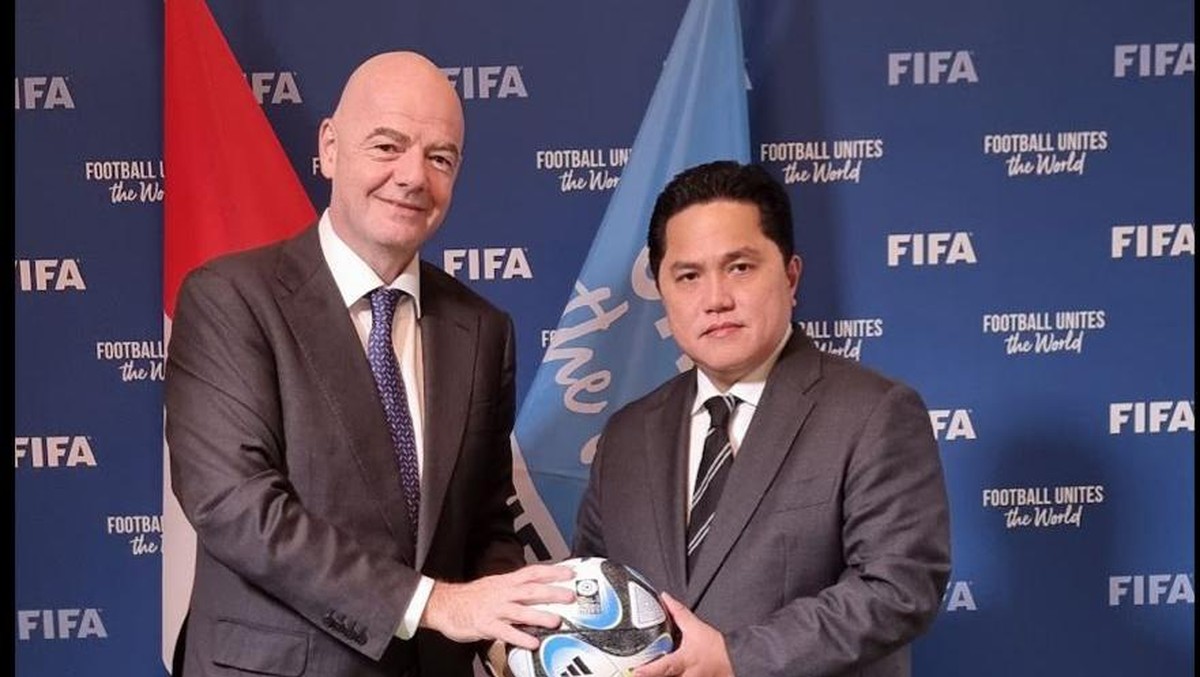 Presiden FIFA Gianni Infantino dan Ketum Panitia Piala Dunia U-17 2023 Erick Thohir. Foto: Dok. LOC Piala Dunia U-17