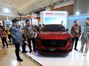 All New Honda CR-V RS e:HEV Mejeng di GIIAS Bandung 2023 All New Honda CR-V RS e:HEV Mejeng di GIIAS Bandung 2023