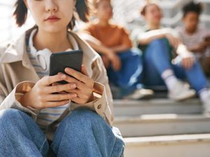 5 Negara Paling Kecanduan Internet di Dunia, Ada Indonesia? 5 Negara Paling Kecanduan Internet di Dunia, Ada Indonesia?