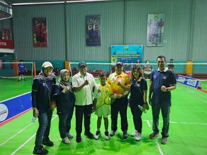 Gelar Kejuaraan Tarkam di Sorong, Menpora Dipuji