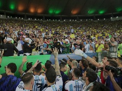 Suporter Laga Brasil Vs Argentina Ricuh, Messi Sampai ke Tribun