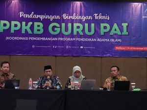 Kemenag Latih 13 Ribu Guru PAI, Bantu Lebih Mandiri dan Profesional Kemenag Latih 13 Ribu Guru PAI, Bantu Lebih Mandiri dan Profesional