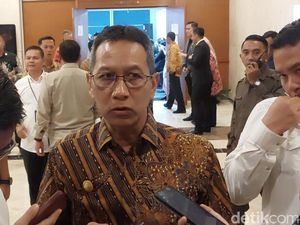 Heru Budi Minta JakPro Perbaiki Genangan di JIS Bikin Laga U-17 Tertunda Heru Budi Minta JakPro Perbaiki Genangan di JIS Bikin Laga U-17 Tertunda