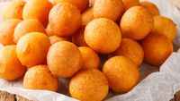 Kriuk! 20 Bola-bola Ubi Manis Renyah Ada di Sini!