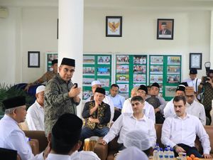 Muzani: Prabowo Dukung Penuh Realisasi Dana Abadi Pesantren Muzani: Prabowo Dukung Penuh Realisasi Dana Abadi Pesantren