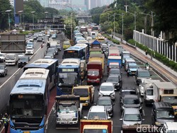 Disinggung Jokowi Bikin Macet, Jumlah Kendaraan di Pulau Jawa Bikin Kaget