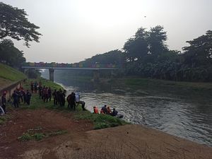 BPBD DKI Gelar Simulasi Evakuasi Kotak Suara Jika TPS Kena Banjir
